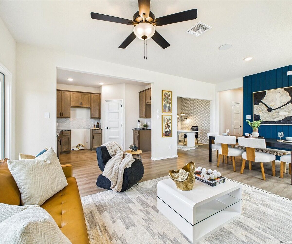Meadows at Oak Creek new home listing photos.